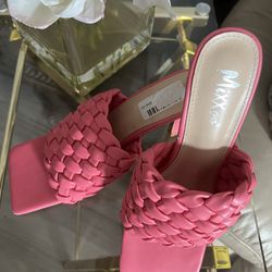 Pink Heels Size 10