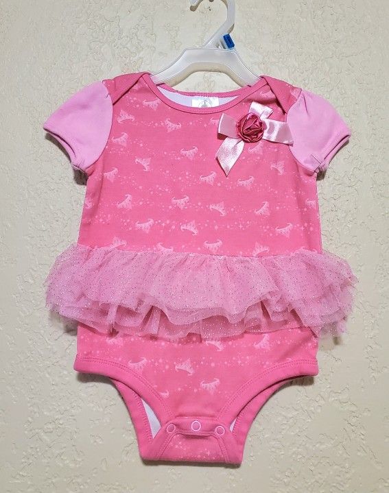 Like New. Disney Princess Bodysuit. 24M