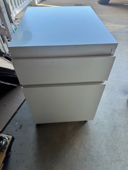 White Metal Mobile Pedestal File Cabinet