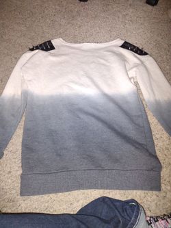 Forever 21 Size Small Spiked Shoulder Ombre Gray Sweater
