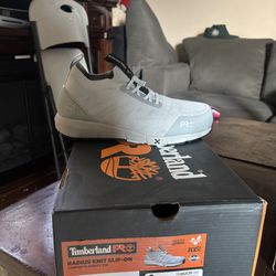 60 dollars each shoe nice and brand new