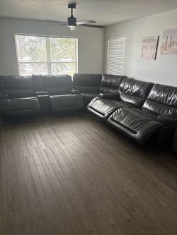 3-Piece Leather Power Reclining Sectional – 4 Power Seats