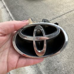 Toyota Car Emblem Original