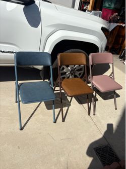 Vintage padded heavy duty foldable chair set of 3
