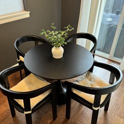 Modern Dining Table with Chairs