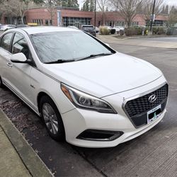 2017 Hyundai Sonata Hybrid SE
