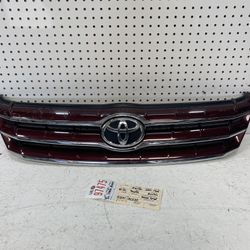 2005 2007 TOYOTA AVALON FRONT GRILLE OEM 
