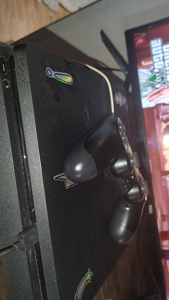 PS4 Slim