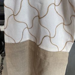 Table Runner 