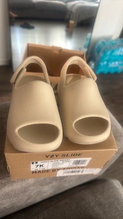 Adidas Yeezy Slide Infant Size 7K