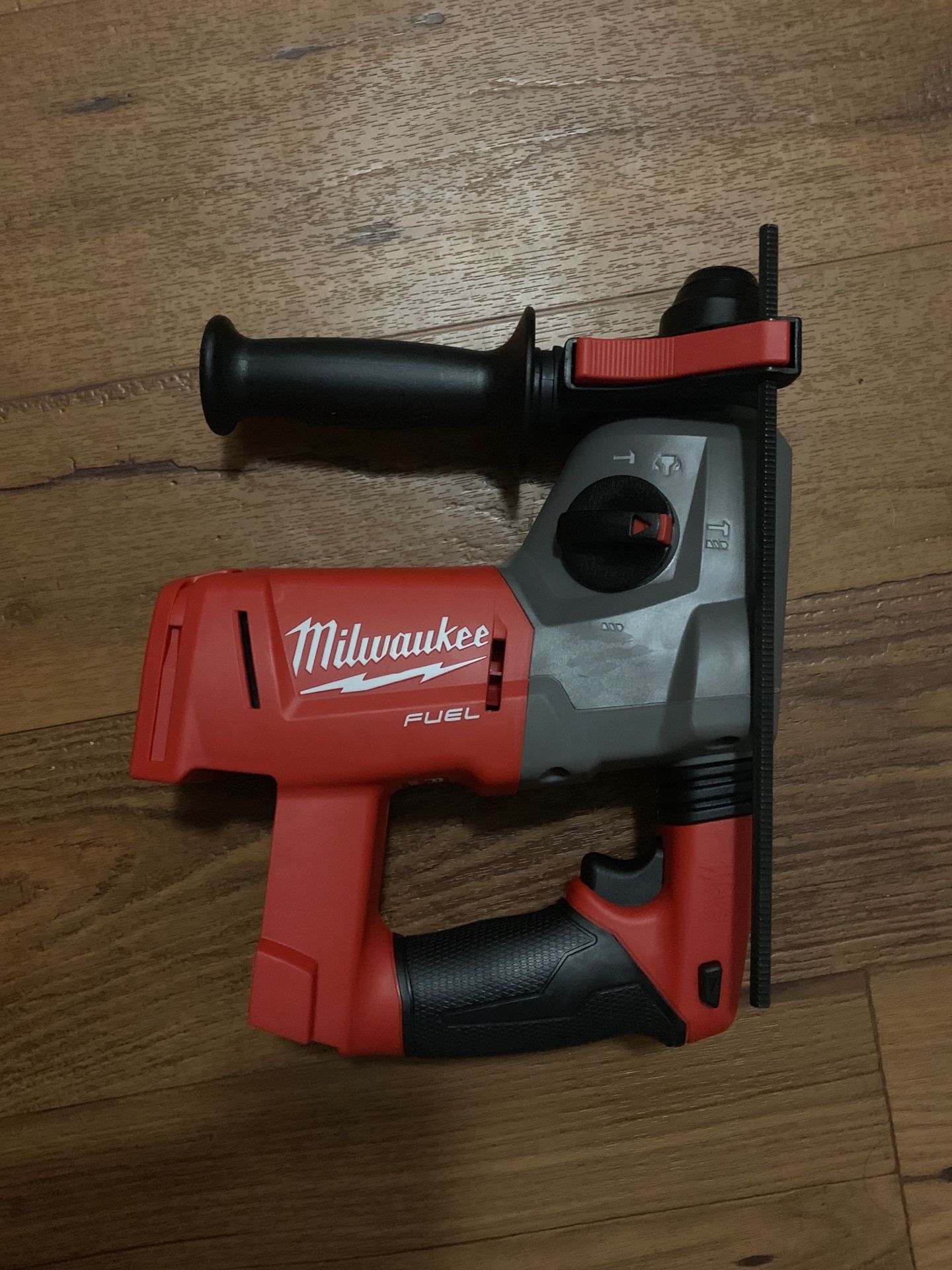 Milwaukee rotary hammer drill TOOL ONLY NO BATTERY OR CHARGER $180 PRICE FIRM hablo español