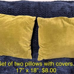 Set Of Two Hunter Green Pillows With Covers. $8.00 For Set. 
