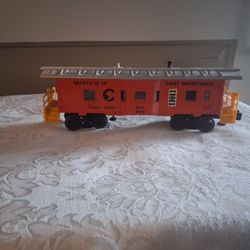 Lionel 6-16518 O Gauge Chessie System Bay Window Caboose w/Illuminated Interior