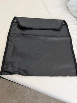 Porsche Pouch