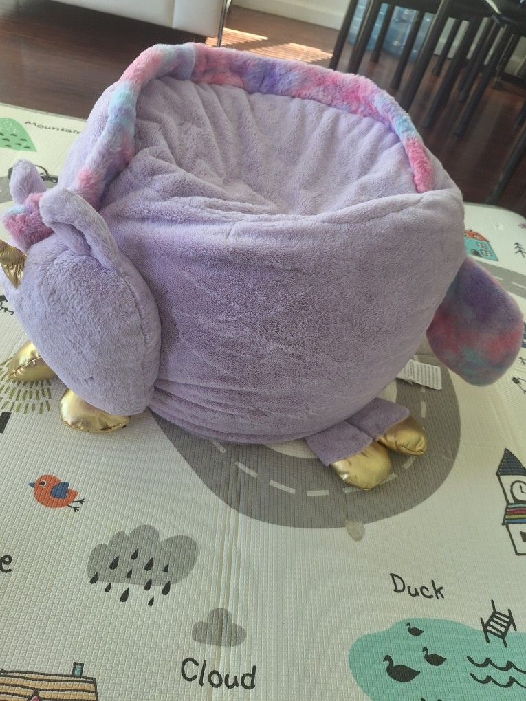 Unicornio En Forma De Sillita Para Niñas.