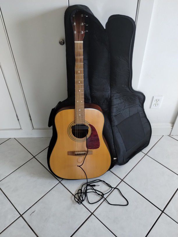 Fender Acoustic Guitar With Fishman  Acoustic  Mic 
