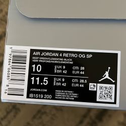 Jordan 4 undefeated Size 10