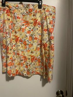 Size 14 Ladies skirt