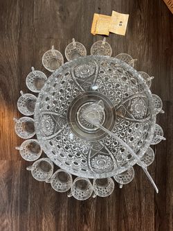 L. E. Smith Glass Dolly & Button Vintage Punch Bowl Set