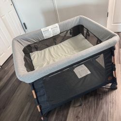 Maxi Cosi Play Yard (Playpen)