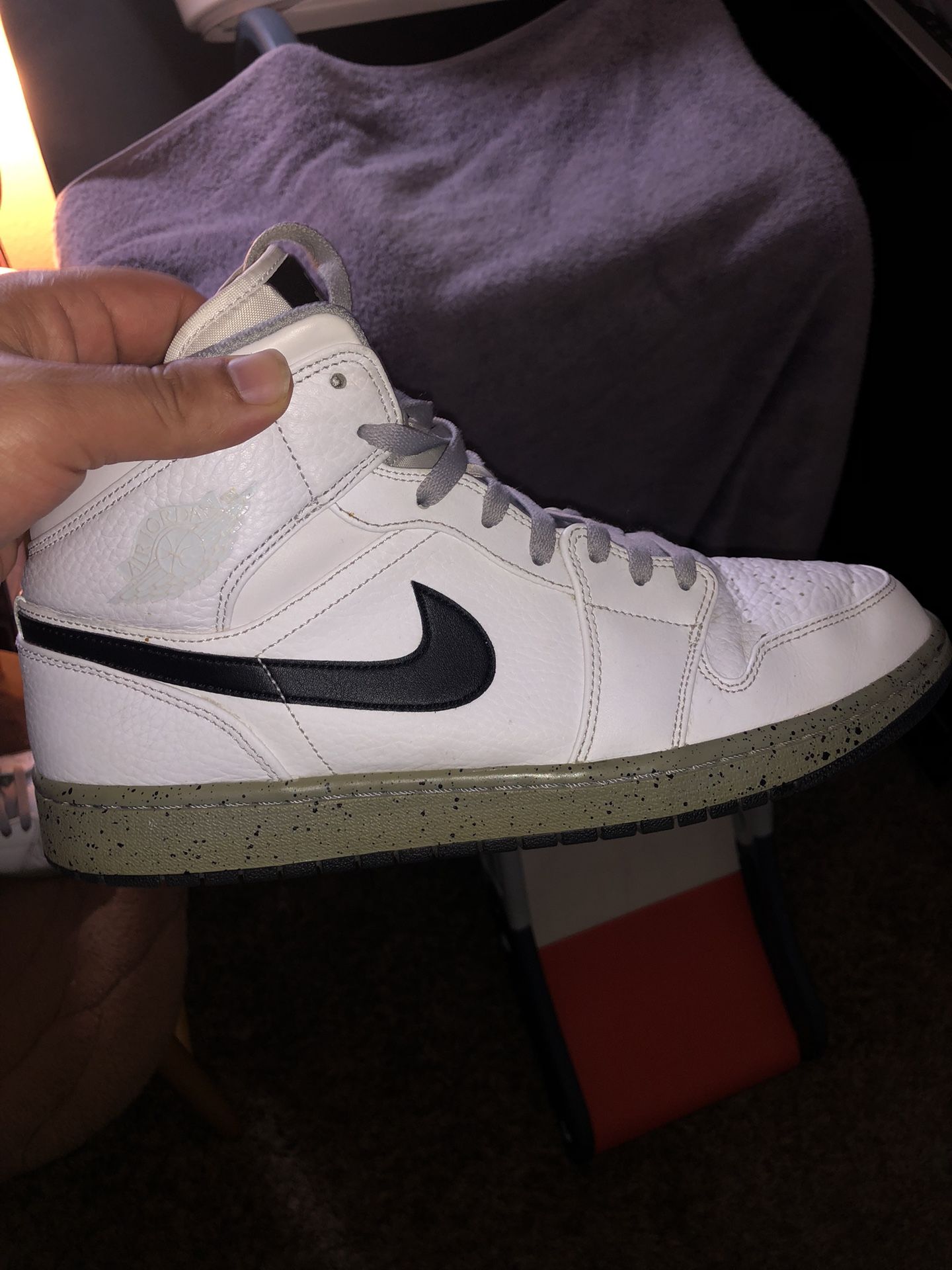 Air Jordan 1 Mid Men’s 12