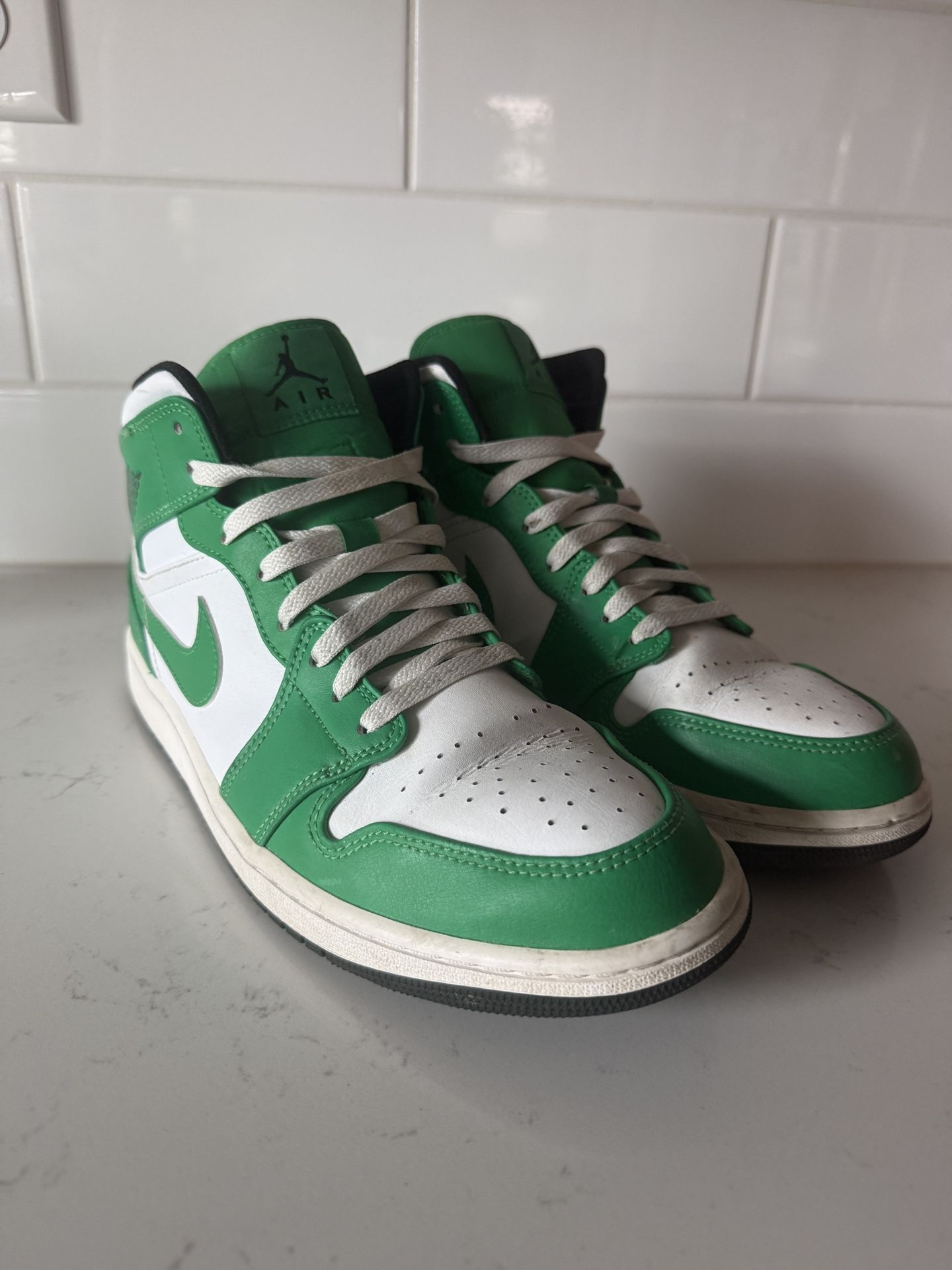 Air Jordan 1 "lucky green"