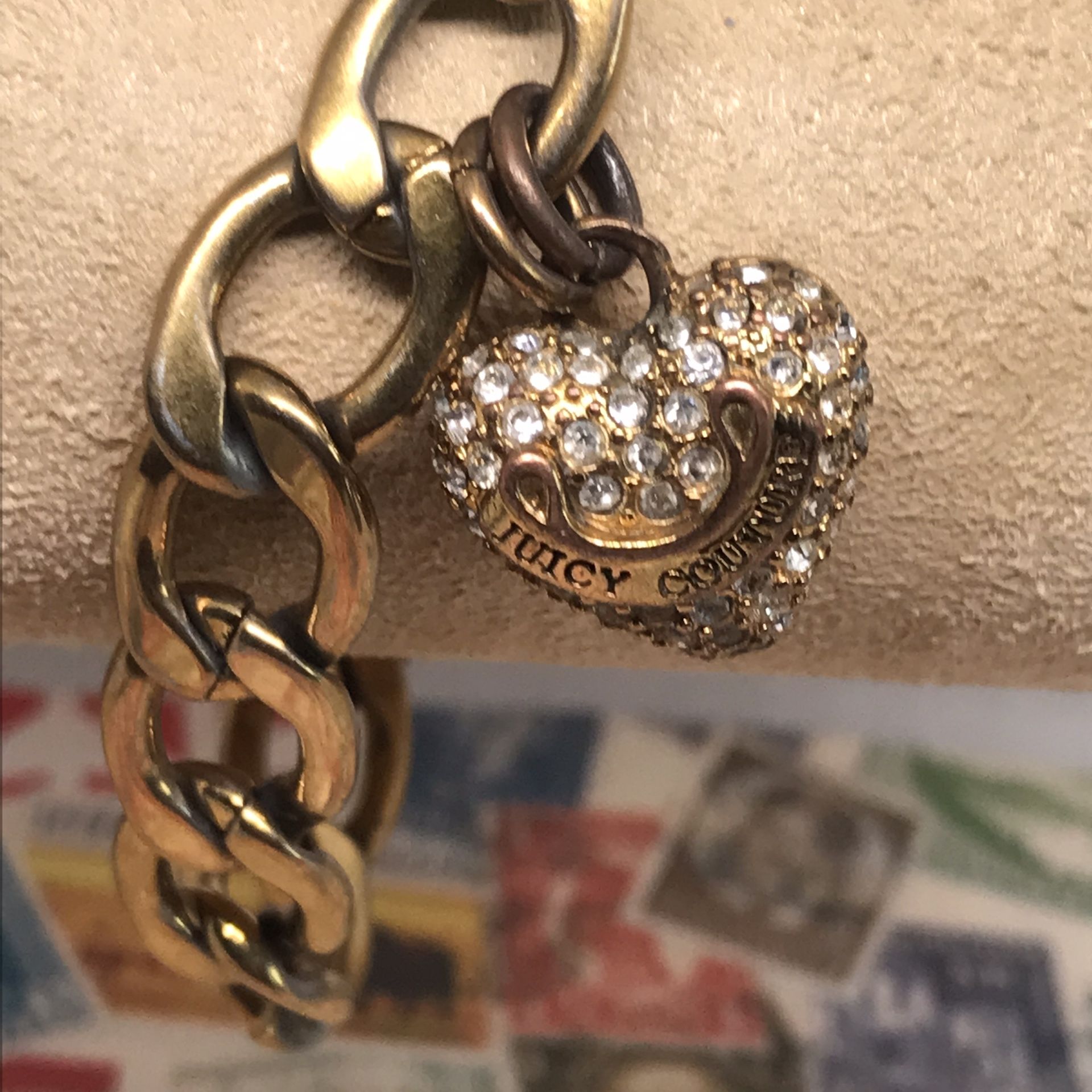 Vintage Juicy Couture Crystal Puffy Heart And J Gold Tone Rhinestone Charm Bracelet