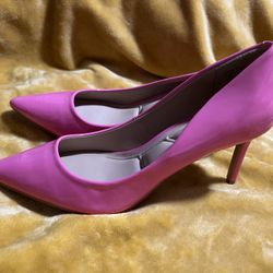 Size 8-10 High Heals