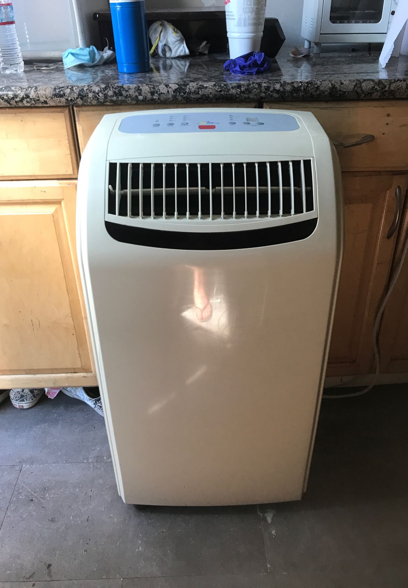 Royal Sovereign Air Conditioner / Heater for Sale in Oakland, CA - OfferUp