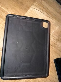 Poetic Rugged Black iPad Case – 11 inch / 10.9 inch Size