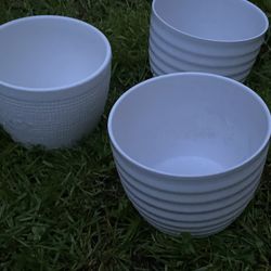 Ceramic Pots Set Of 3 $15