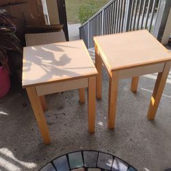 2 Wood End Tables