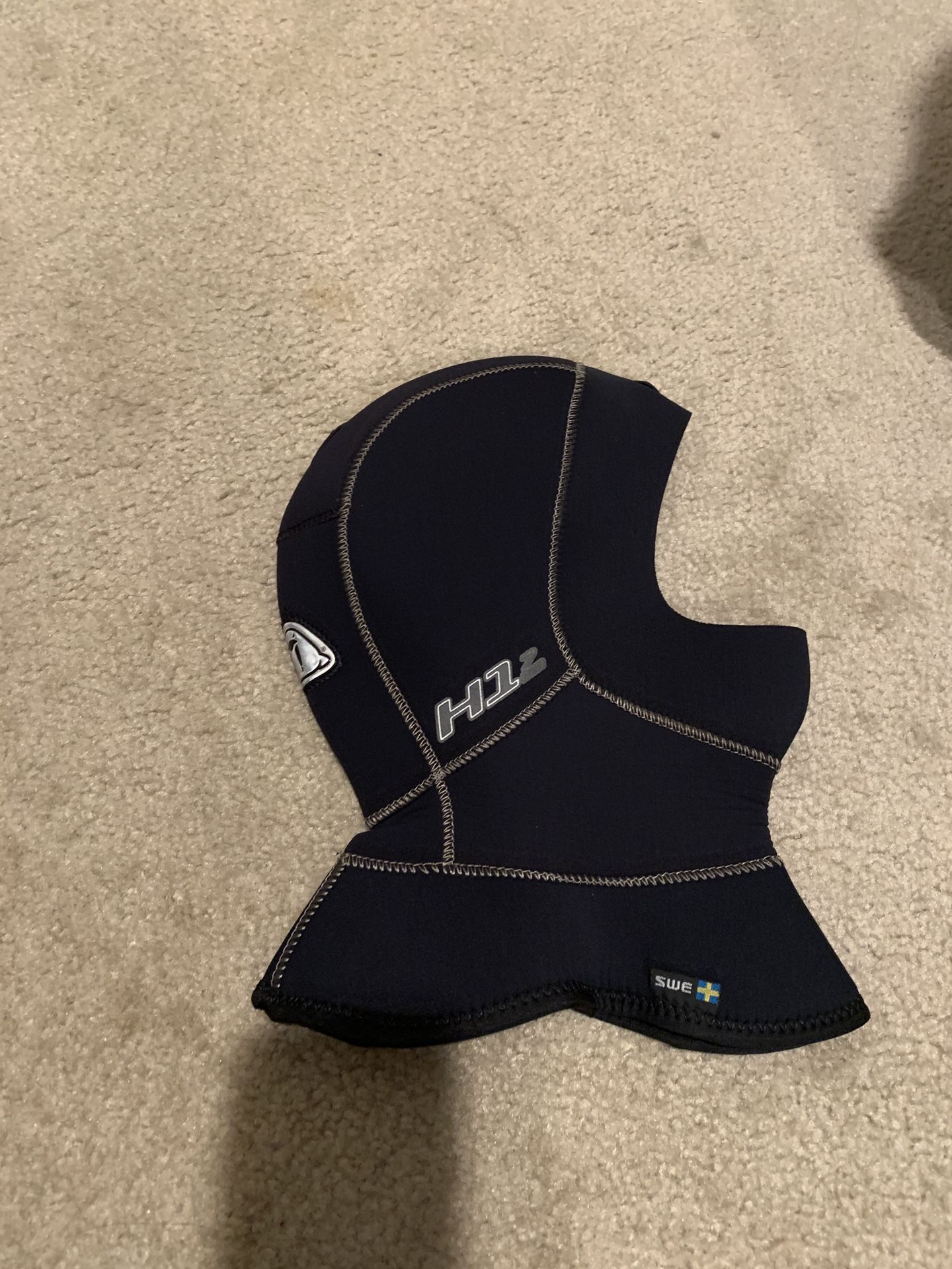 Diving hood