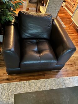 Leather Single Seat