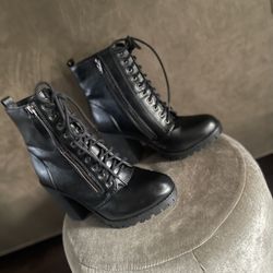 Soda Boots Women Size 7 