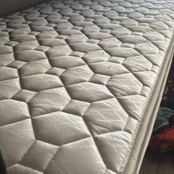 Twin Size Bed With Frame