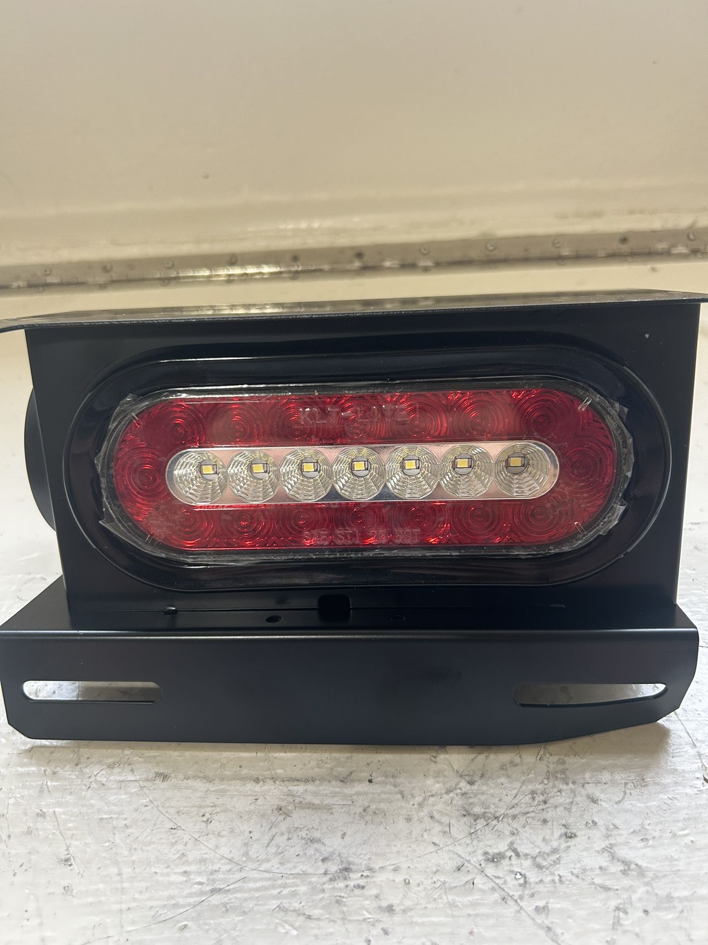 Steel Trailer Light Boxes Housing Kit w/ 6" Oval Led Trailer Tail Lights