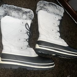 Khombu Womens Snow Boots 