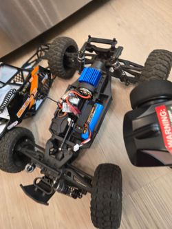 RC Off Road Buggy 4WD 2.4GHz 7.4V Battery Remote Control Car Tested Working