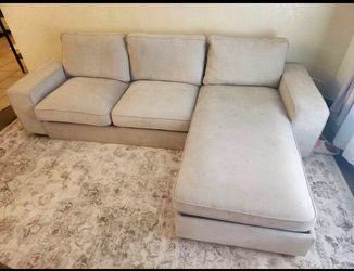 Couch sectional