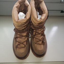 ZARA Brown Puffy  Moon Boots