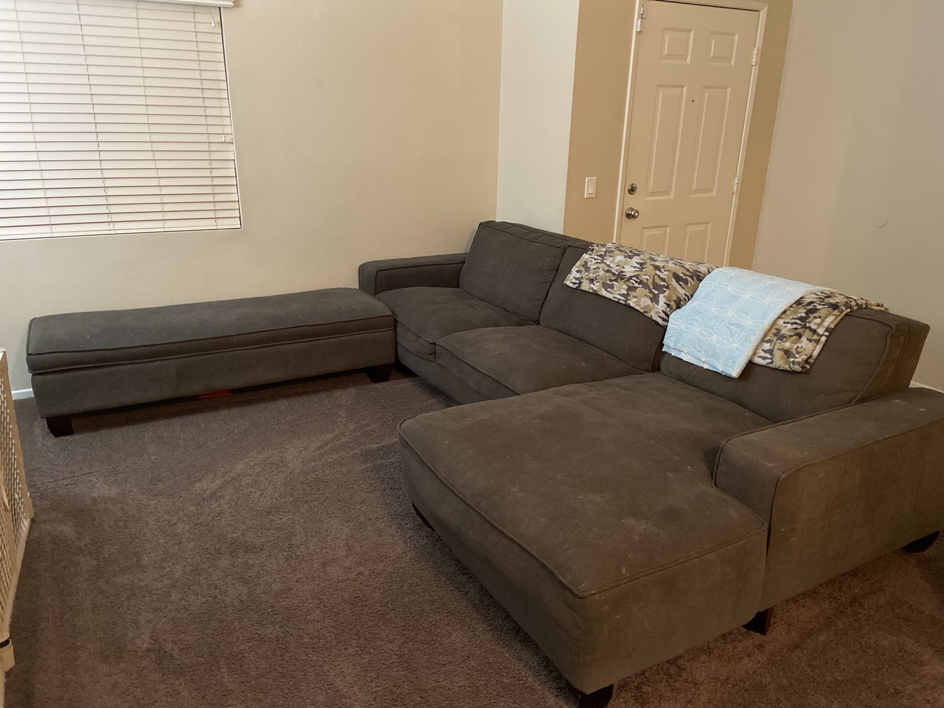 Sectional couch