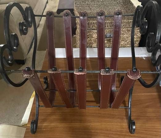 Magazine Rack 15" x 13"