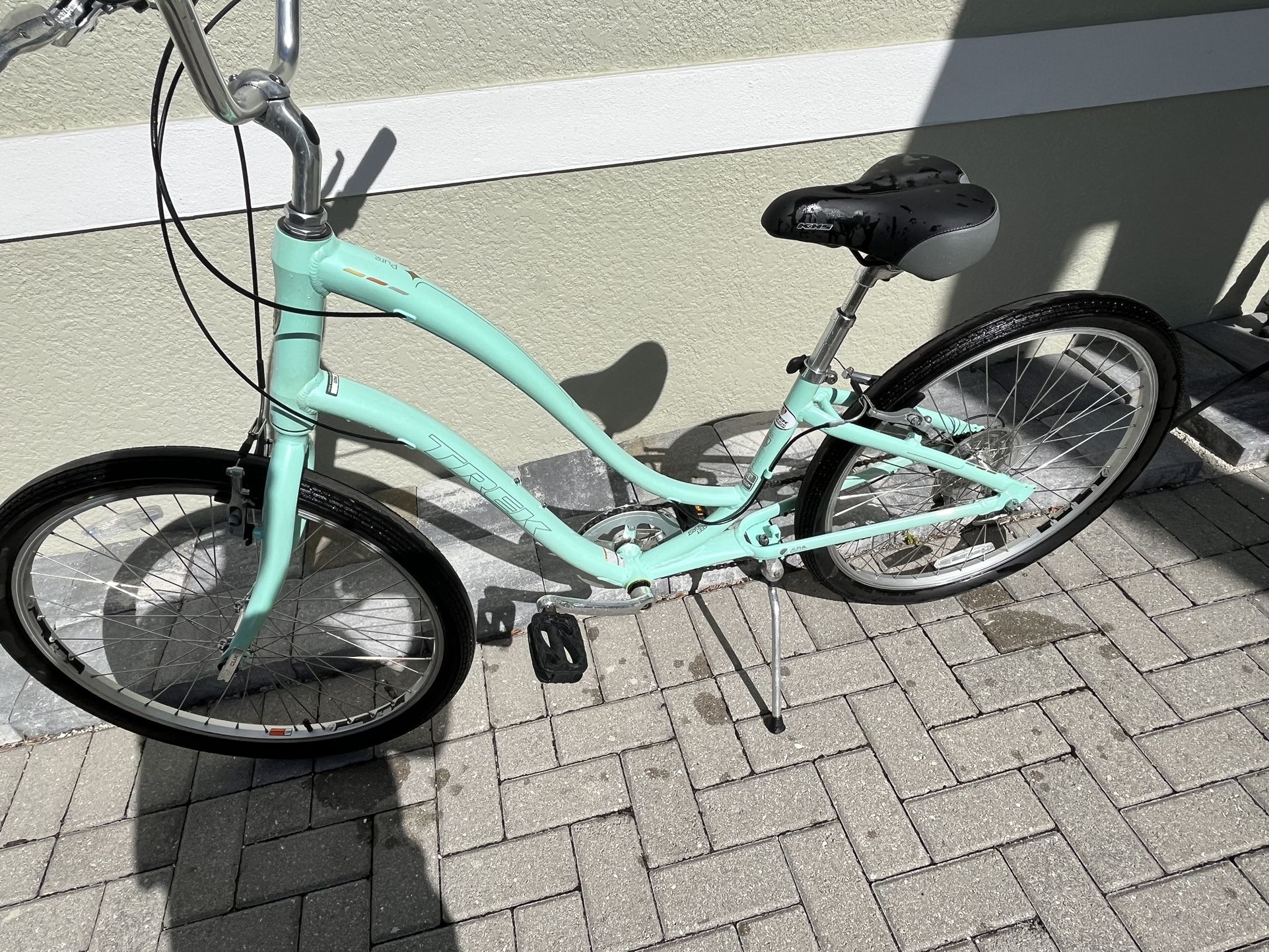 TREK PURE like Brand New Bike for Sale in Cape Coral FL OfferUp