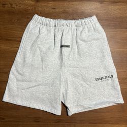 Essentials shorts (NEED IT GONE)