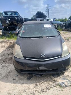 2007 Toyota pruis  parts