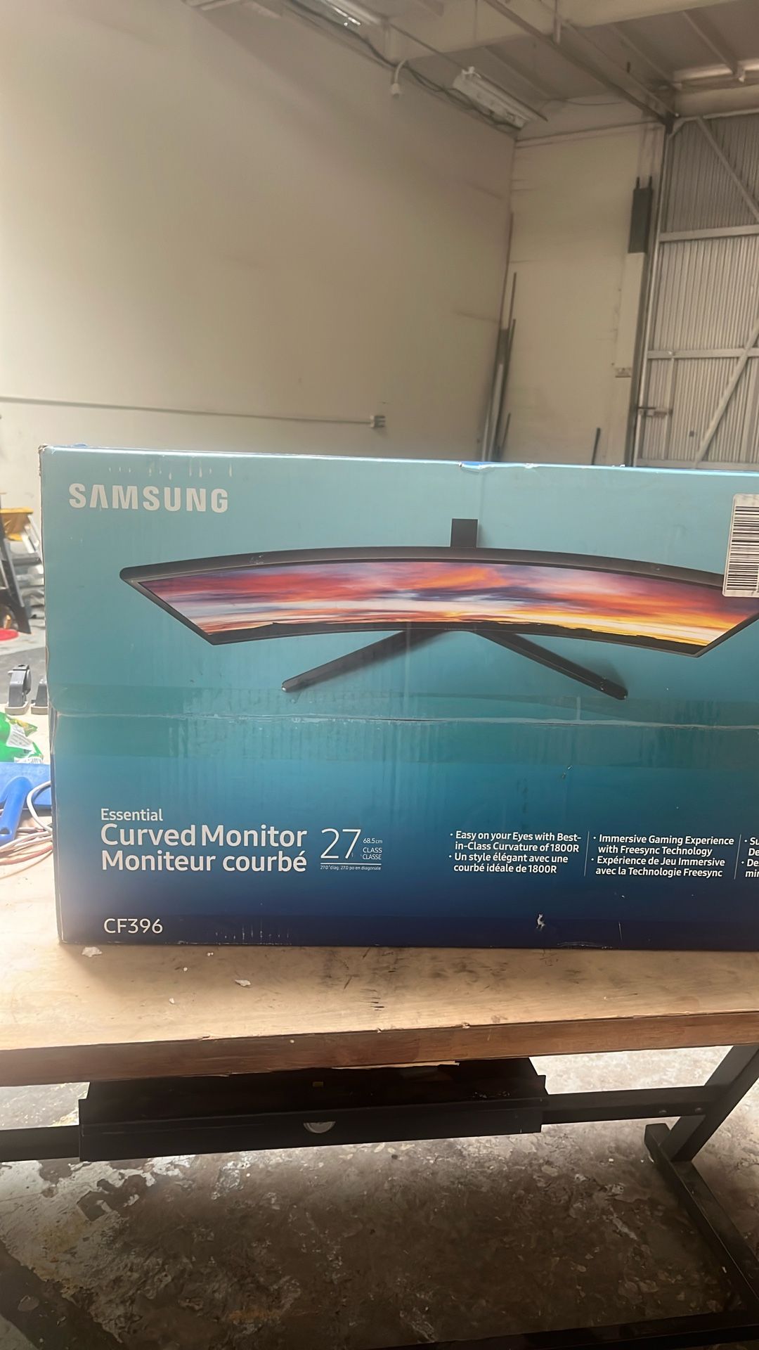 New Samsung Curve 27” Monitor