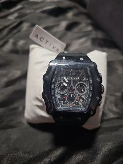 Invicta activa skeleton dial