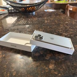 iPhone 15 Pro Max Unlocked