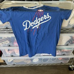 Women’s Dodger Shirt